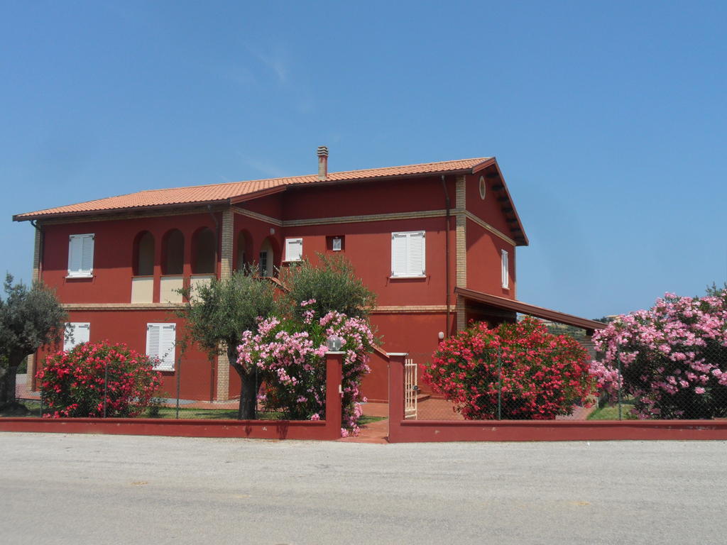 Fattoria Cerreto Ξενοδοχείο Mosciano SantʼAngelo Εξωτερικό φωτογραφία