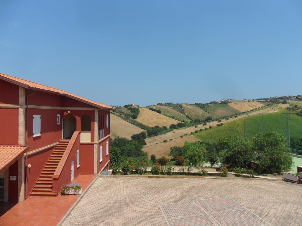 Fattoria Cerreto Ξενοδοχείο Mosciano SantʼAngelo Εξωτερικό φωτογραφία