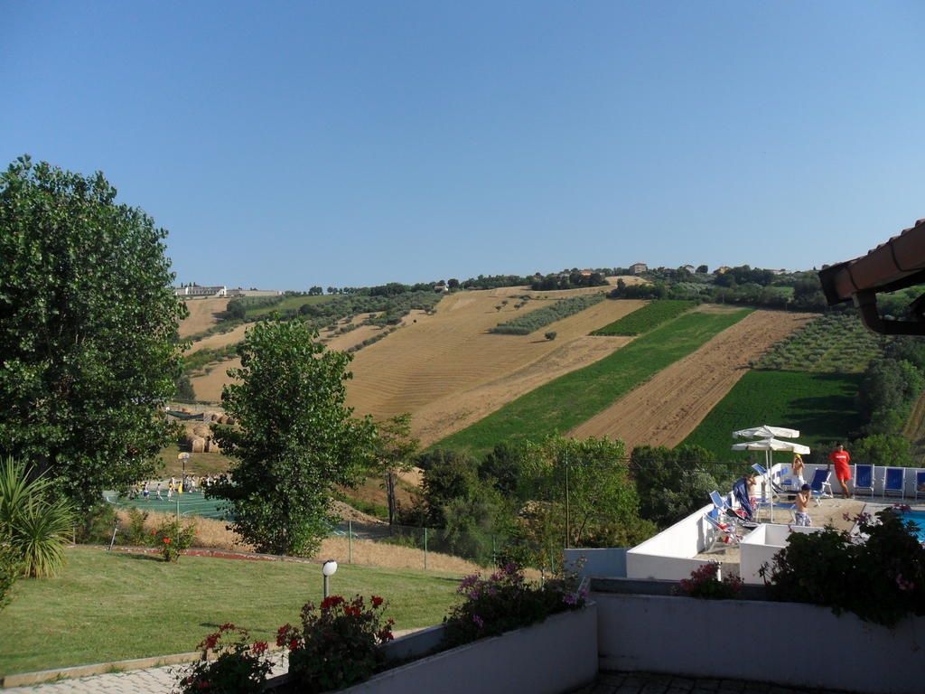 Fattoria Cerreto Ξενοδοχείο Mosciano SantʼAngelo Εξωτερικό φωτογραφία